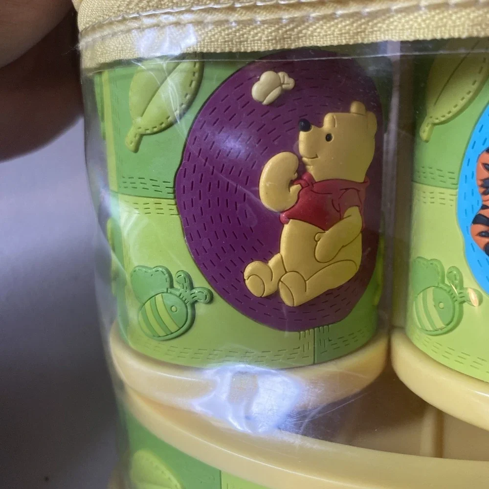 NIP Winnie the Pooh 3 Piece Plastic Vintage Bathroom Set Cup Soap Dish Brush Cup